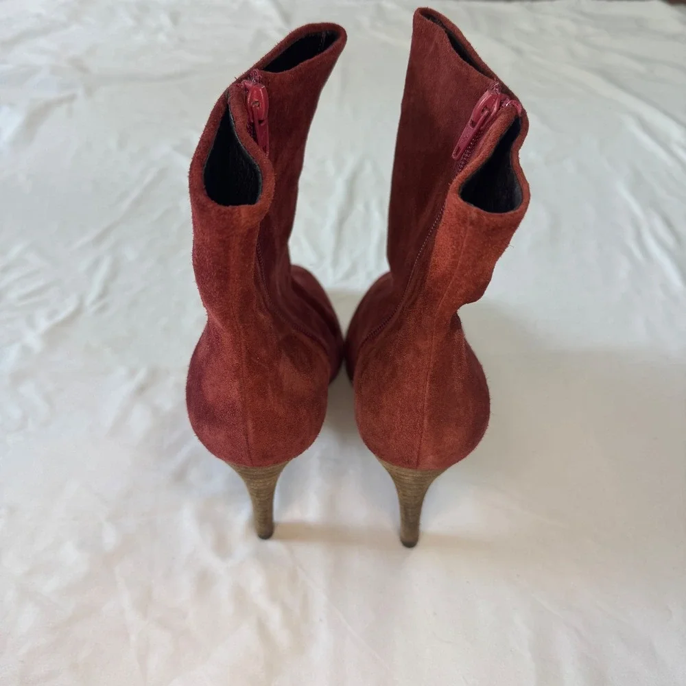 Free People Burgundy Suede Pointed Toe Stiletto Ankle Boots‎ EU 38 US Size 7.5